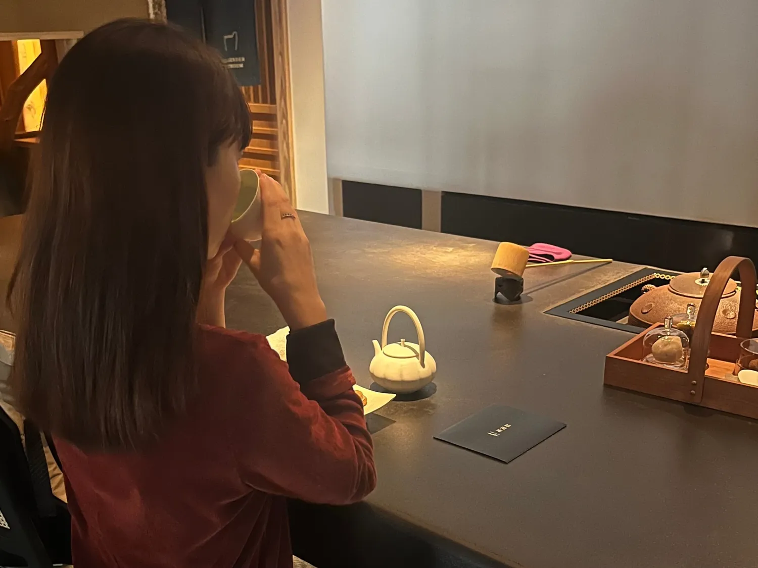 今回オーダーしたメニューは、静岡県の山の息吹。温かいお茶に癒される。
