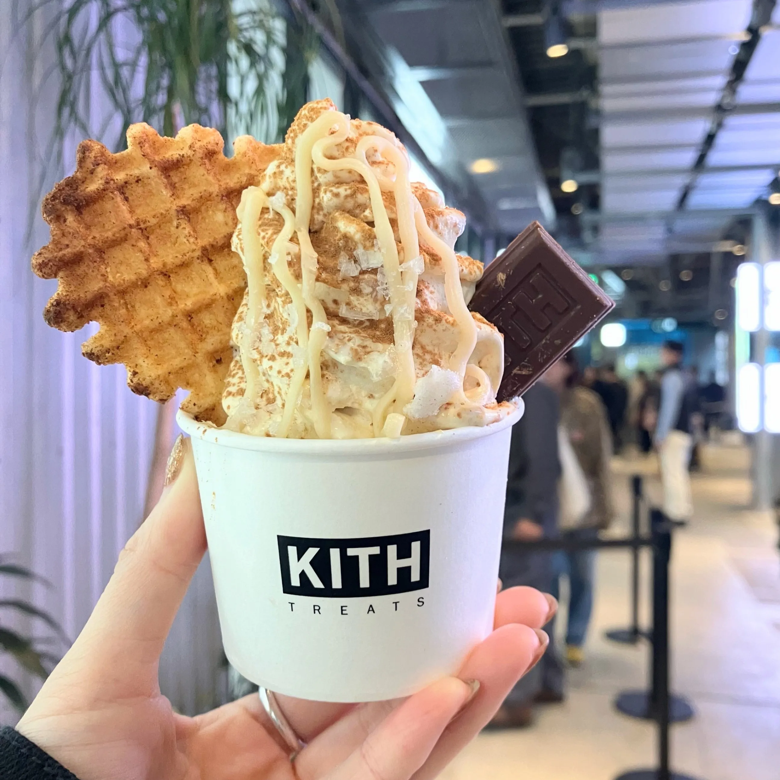 MIYASHITA PARKで食べる海外チックな甘々オリジナルアイスクリーム