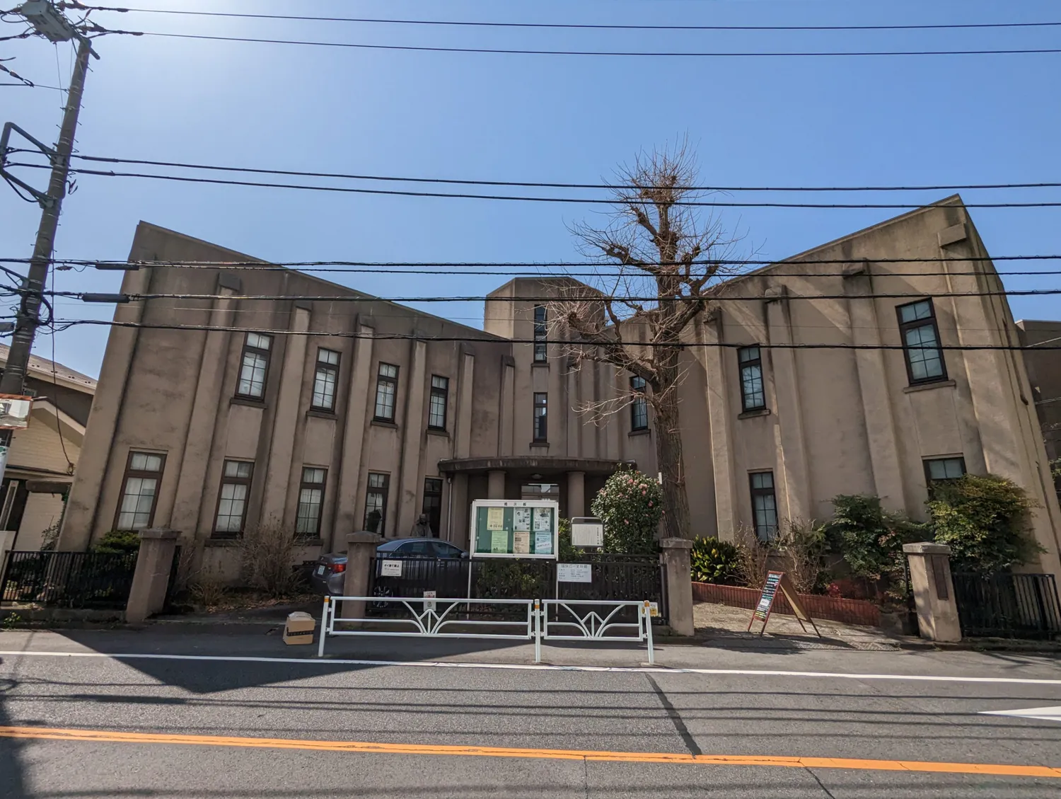 渋谷に佇む一風変わったレトロな建物