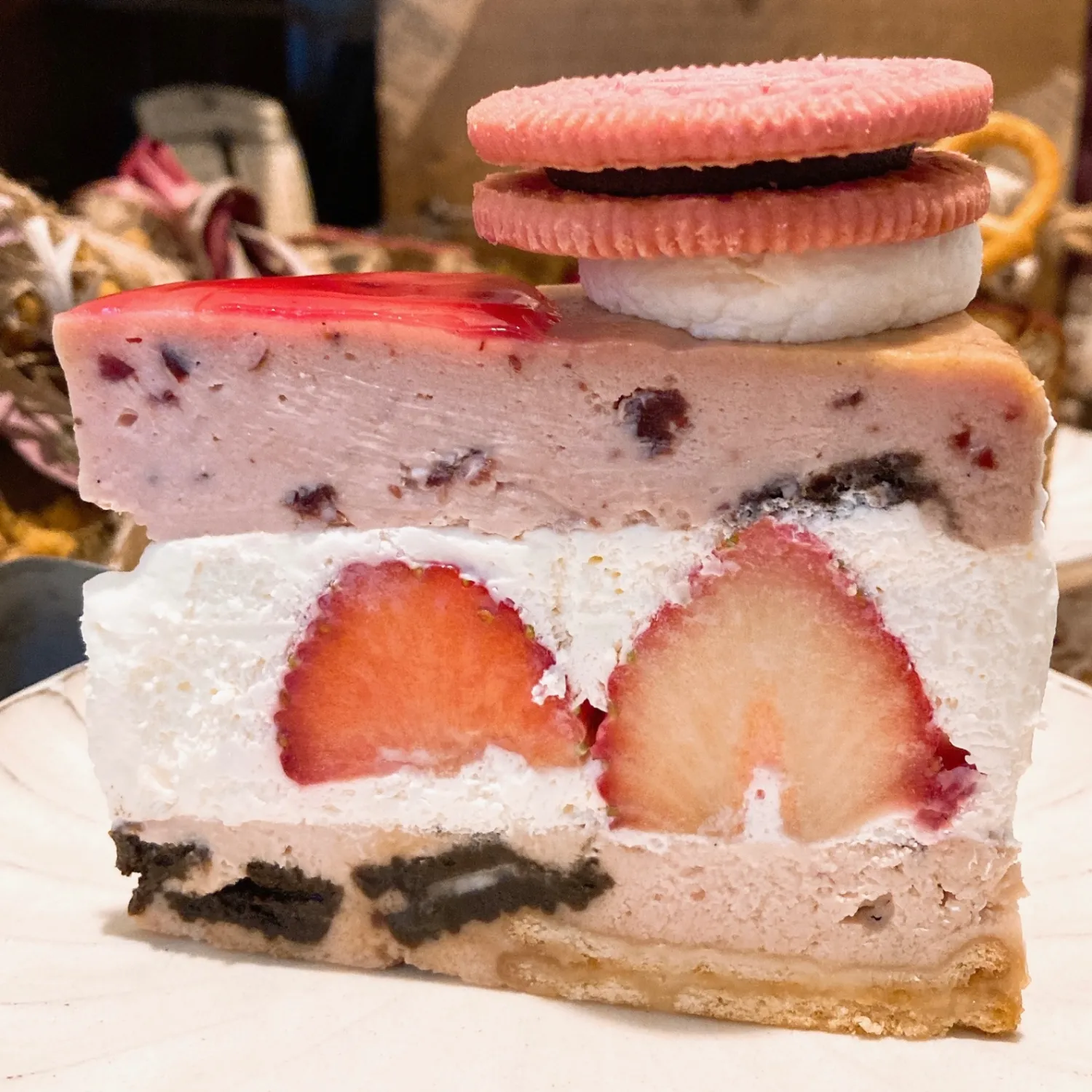 オレオストロベリーベイクドチーズケーキ