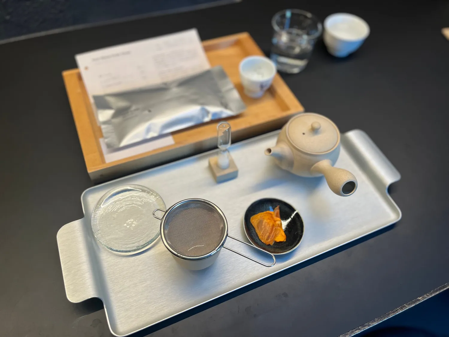 「偏愛東京」のイメージをそのままお茶にしてみたよ