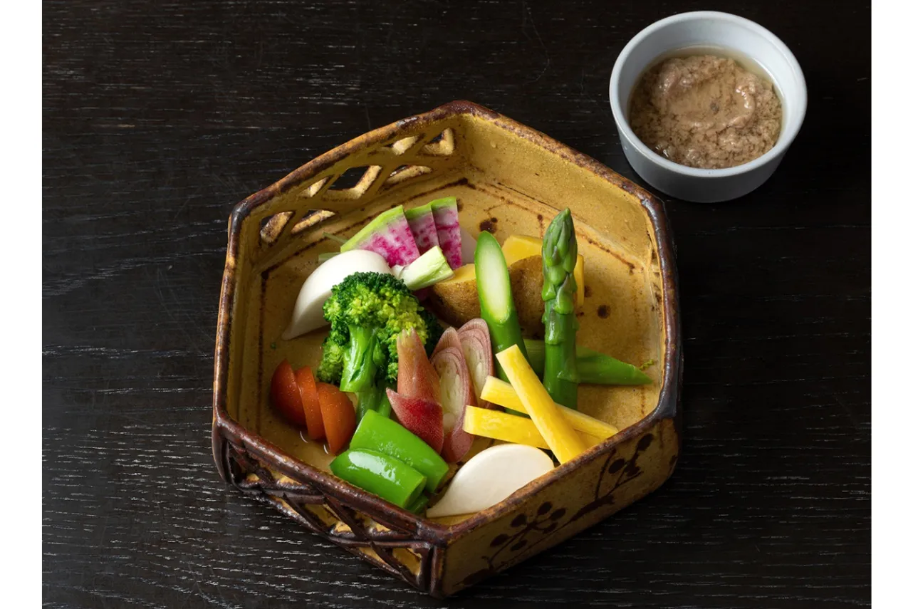 ▲「季節野菜のバーニャカウダ」
