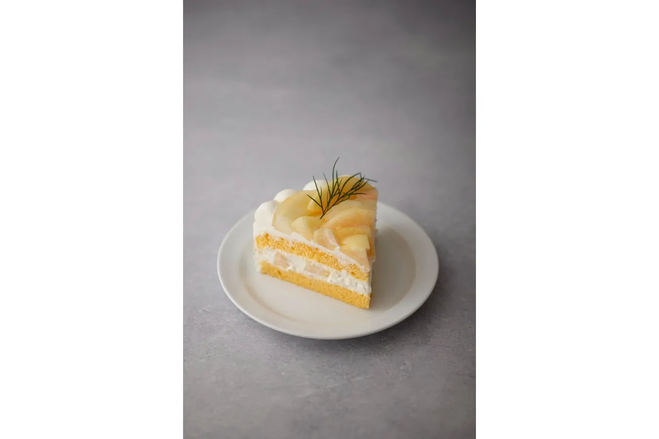 ▲桃のショートケーキ