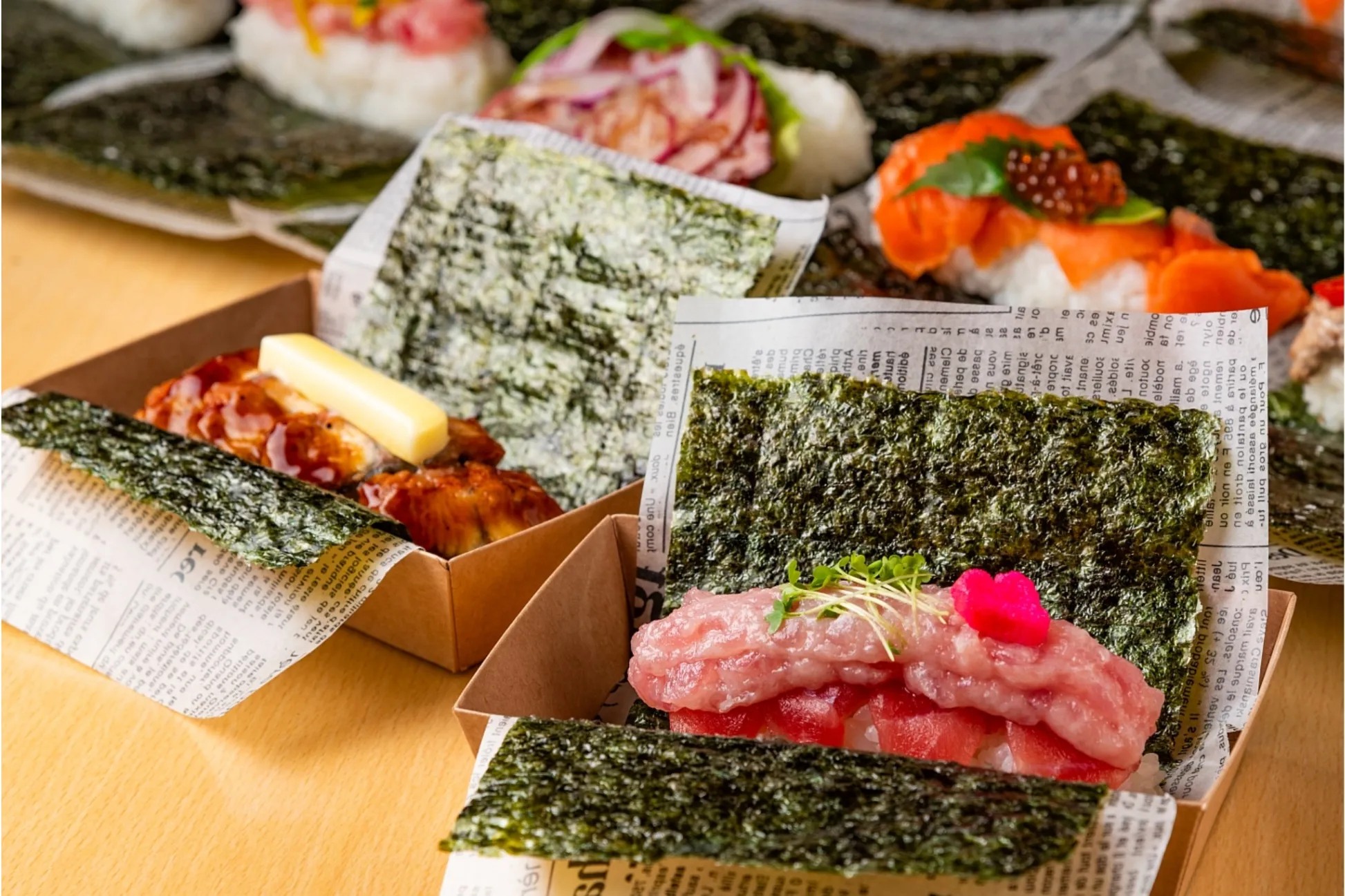 ワンハンド寿司の“すしドッグ”を提供！「オオエド アリアケ スタイル