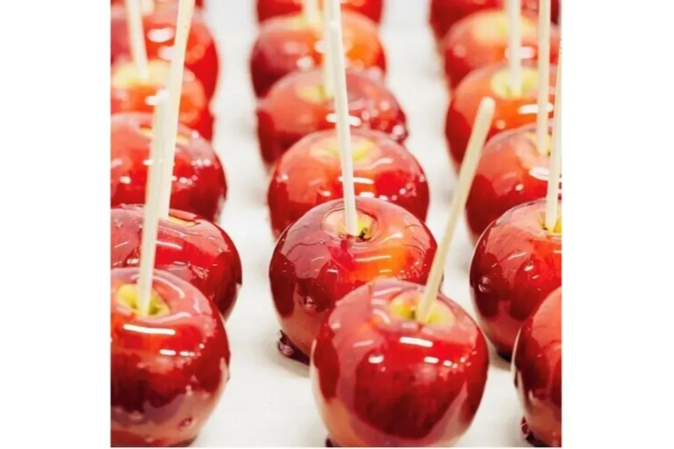 ▲全国各地から選び抜かれた旬のリンゴを使用