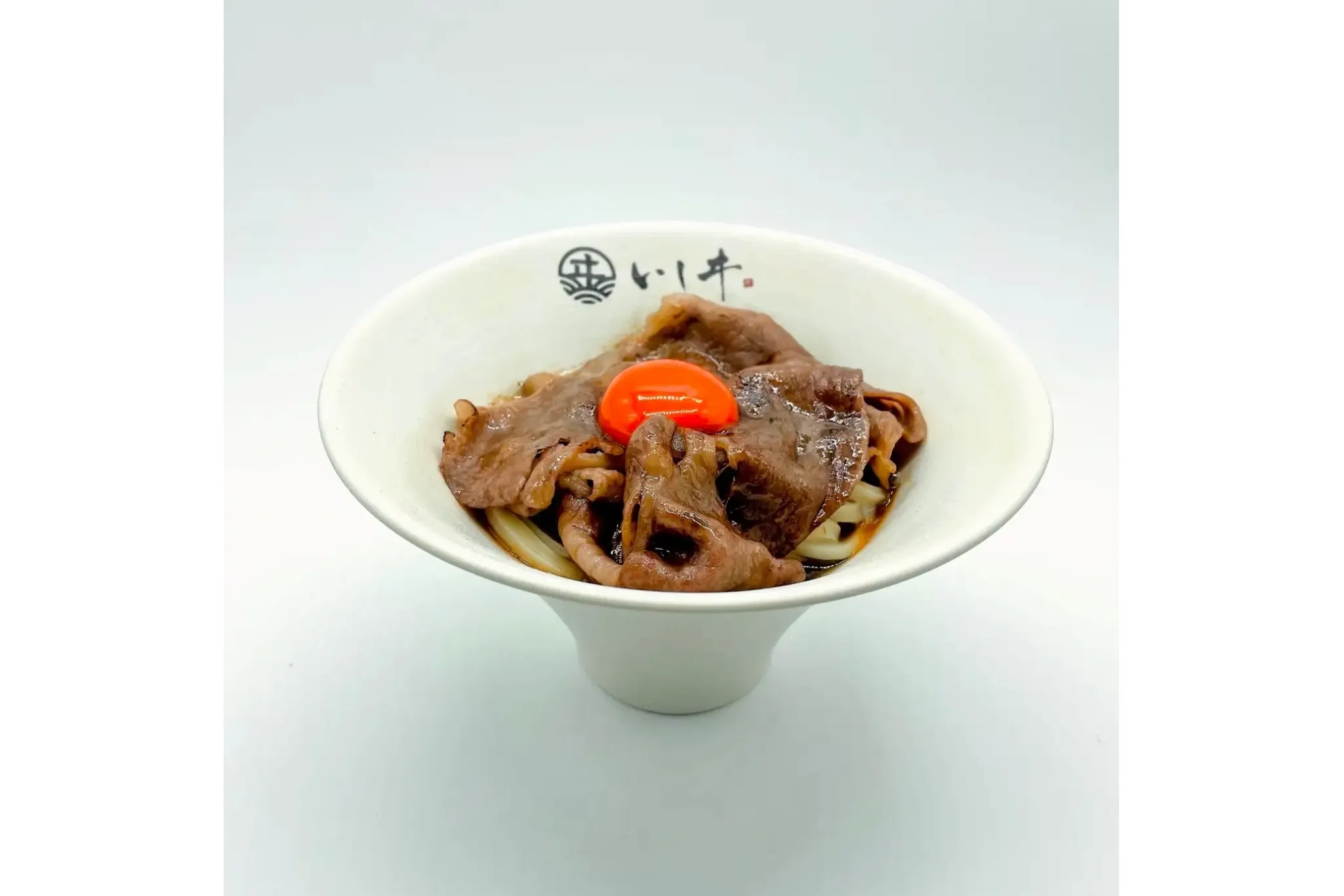 贅沢な“和牛すき焼きうどん”を楽しめる「麺屋いしヰ 銀座店」オープン