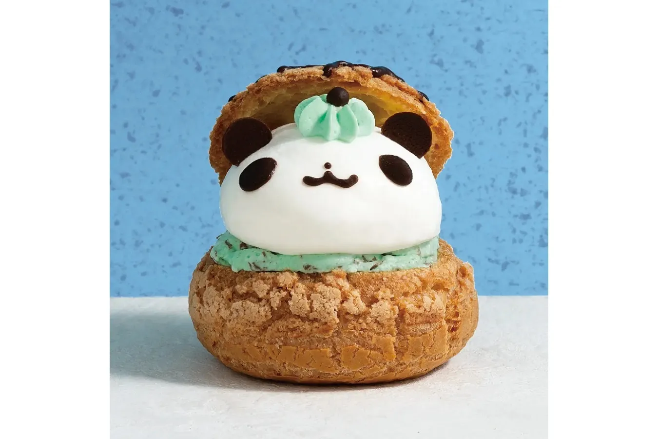 ▲「チョコミントのパンダシュークリーム」