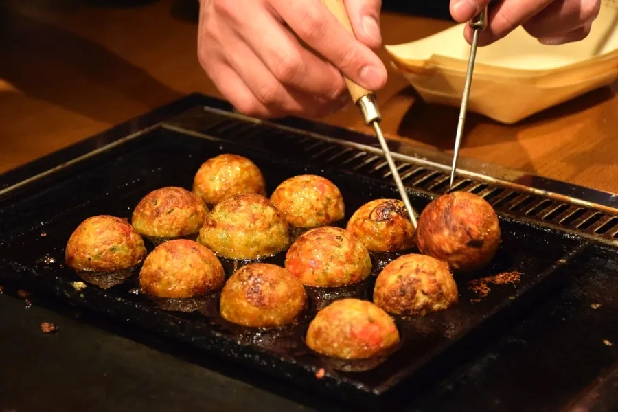 あの“銀だこ”がセルフで楽しめる！？上手でも下手でも焼きまくればめちゃくちゃ盛り上がるぞ！