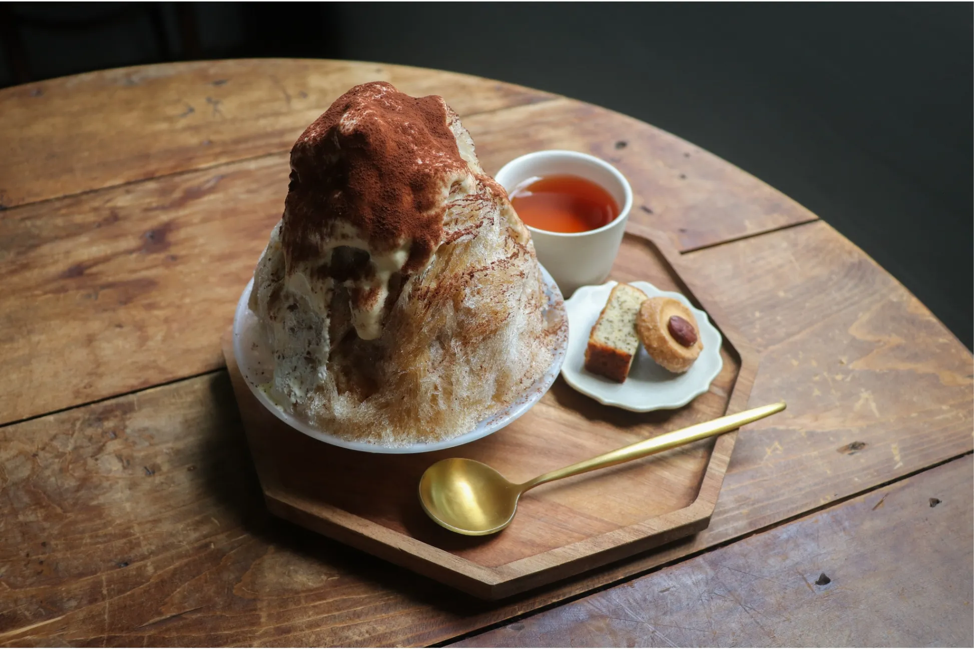 “ティラミスや和紅茶”フレーバーの「パティシエのかき氷」町田のパティスリーで