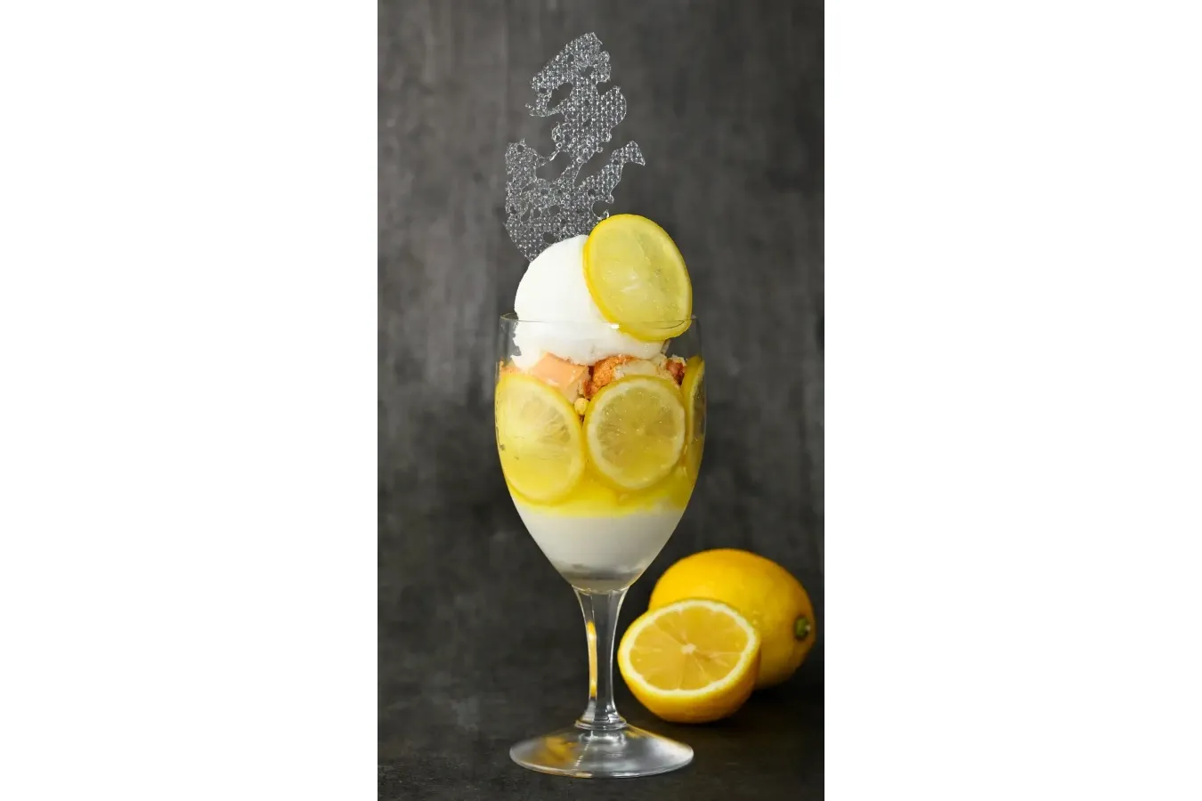 ▲パフェ 北海道はちみつ＆レモン　　