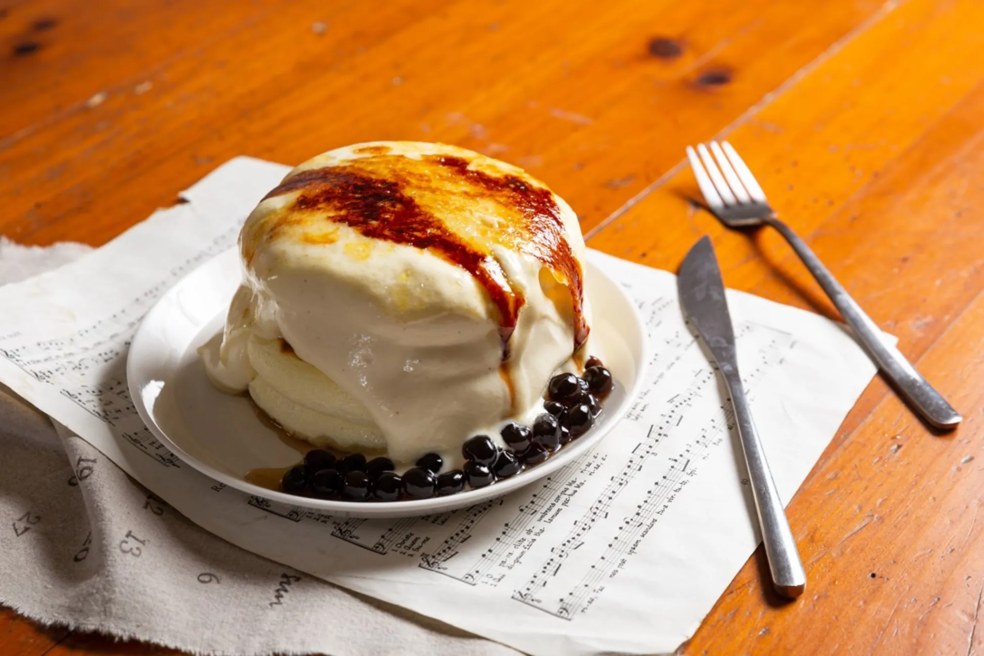 韓国で話題！“ふわふわ食感”スフレパンケーキ専門店「5to7」自由が丘に