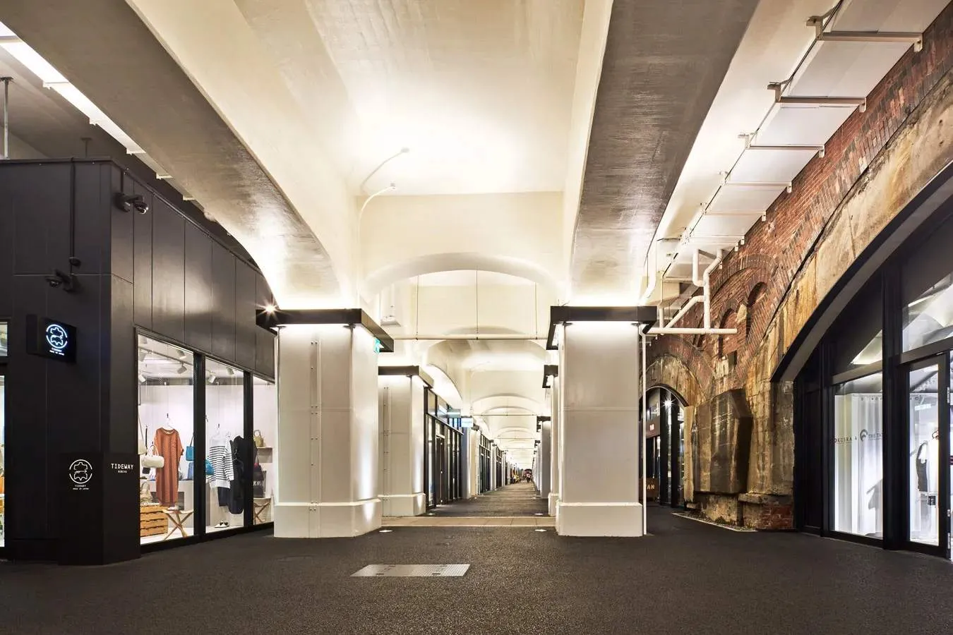 定番から話題のスポットまで！有楽町で外せないショッピングスポット9選_2029629