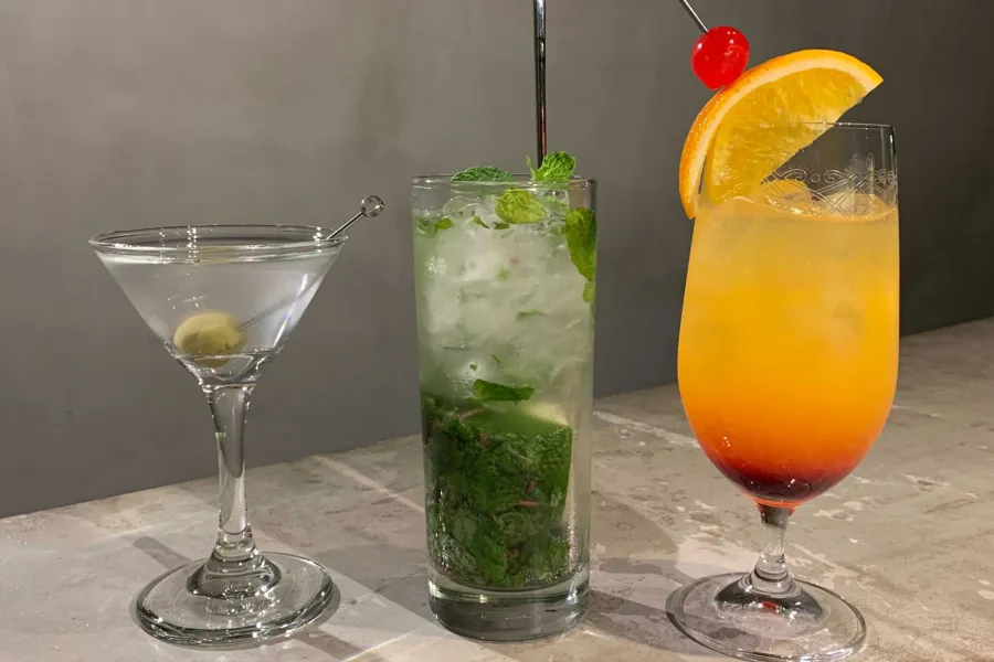 都内最大級の蒸留酒専門店「&SPIRITS」が中目黒にオープン_194036