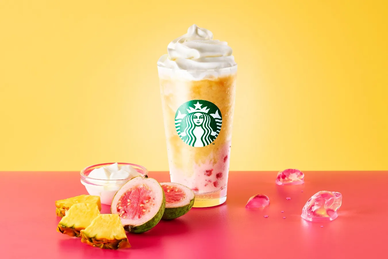 ▲「My フルーツ³ フラペチーノ® ゴールデン パイン & グアバ ヨーグルト」