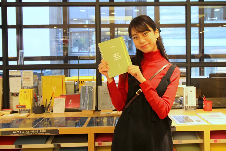 自分だけのノートも作れるの！？“過ごせる”文房具専門店で新しい季節の準備を！