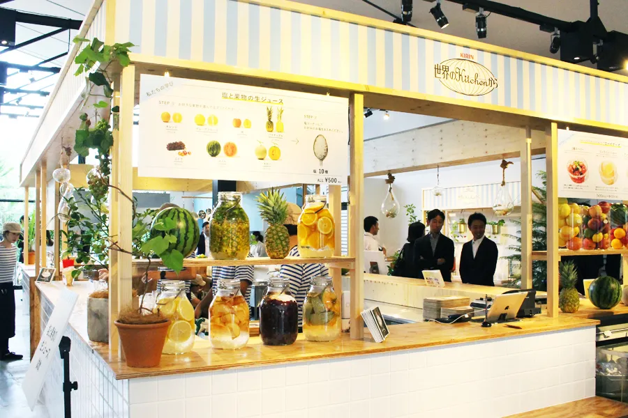 人気ブランド『世界のKitchenから』が期間限定ショップに！？タイのデザート「ローイゲーオ」も登場♪[2016年]
