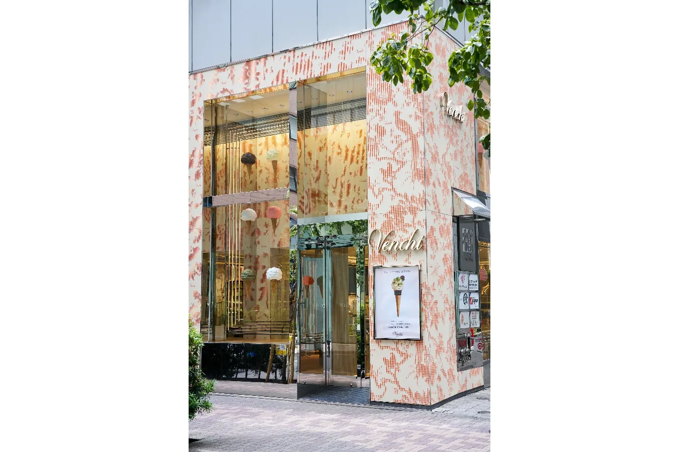 ▲ヴェンキ 銀座フラッグシップストア