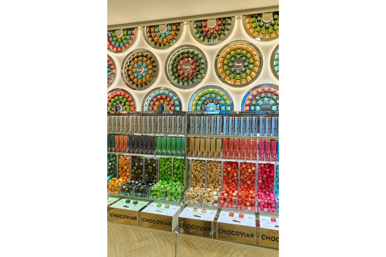 イタリア発のチョコレートブランド「ヴェンキ」の銀座店がリニューアル！店舗限定ジェラートも_3773511