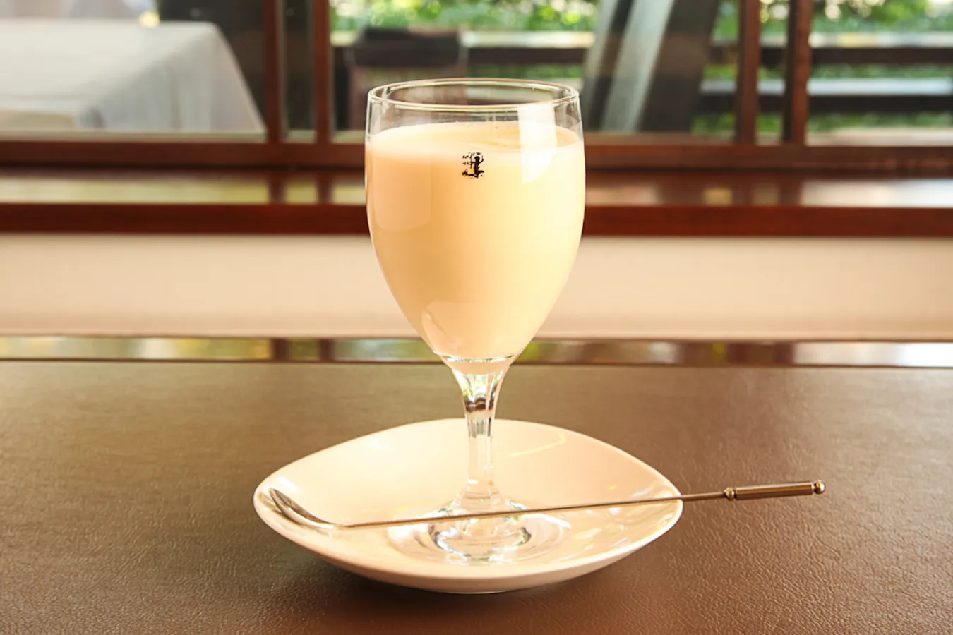 7色のクリームソーダも！ひんやり冷たいドリンクが飲める店7選【東京】_397457