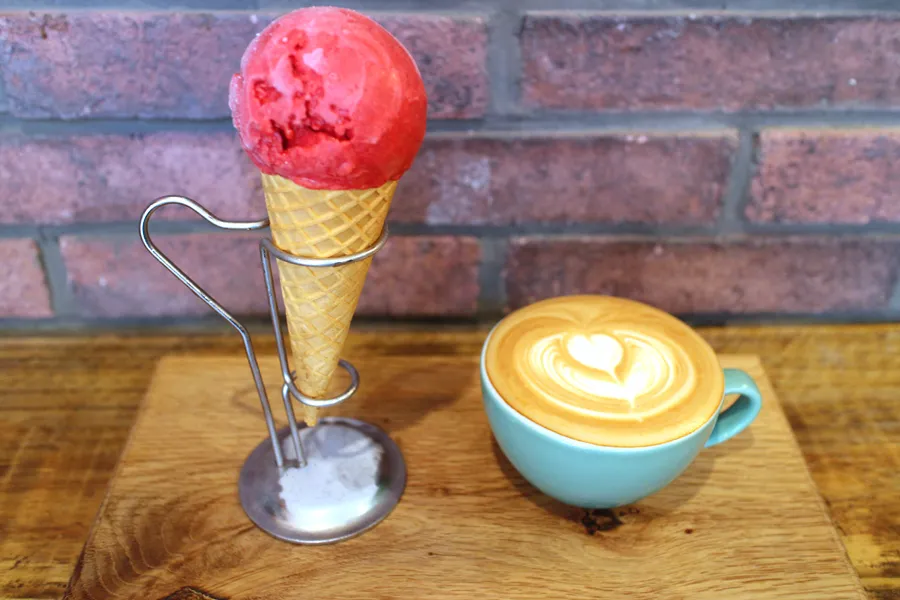 ビジュアル最強のアイス×コーヒーのコンビ♪オシャレ女子が集うハイセンスなカフェに潜入