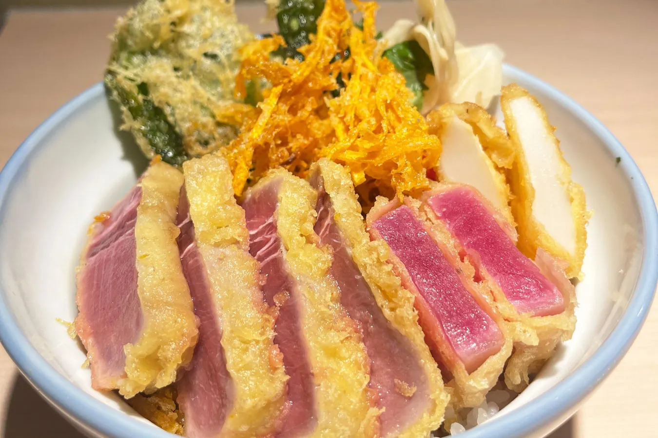 ▲「海鮮レア天丼 並」（1,650円）