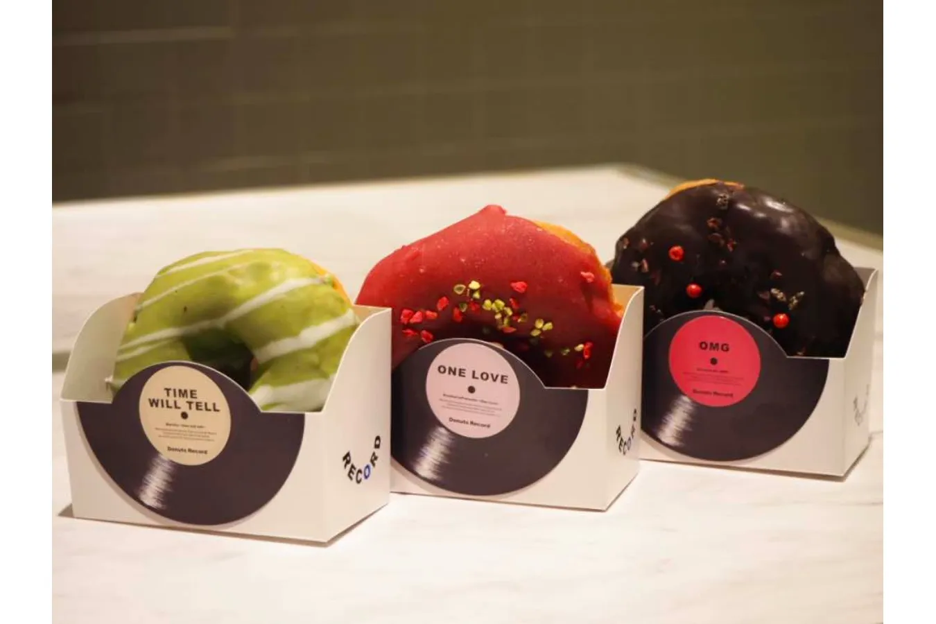 まるでレコード！？ドーナツ専門店「ドーナツ レコード」渋谷