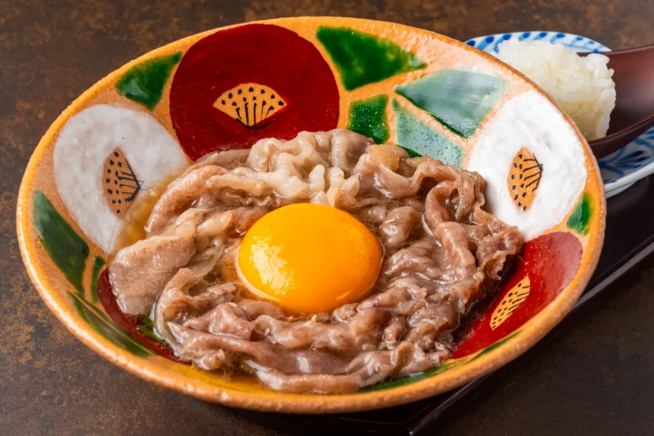 ▲「黒毛和牛とせりのすき焼きおでん」