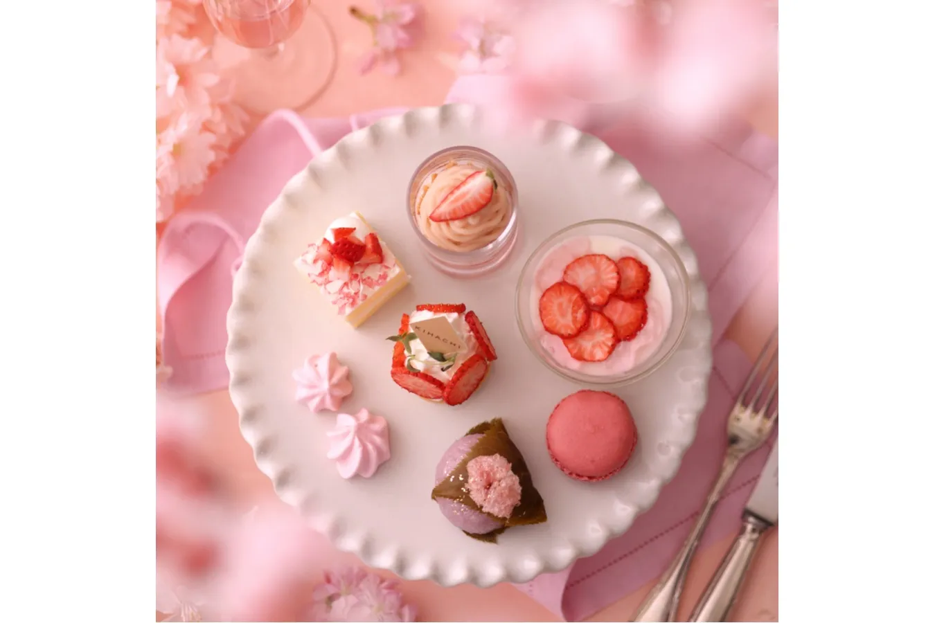 【キハチ 青山本店】“お花見”アフタヌーンティーが登場！桜＆イチゴの春スイーツ_2248333