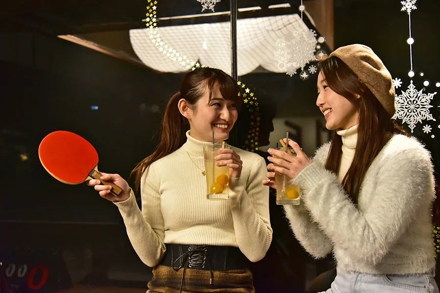 “ホロ酔いで卓球”もいいね♪自然と仲が深まる、渋谷のあの場所へ【つながるおでかけ】