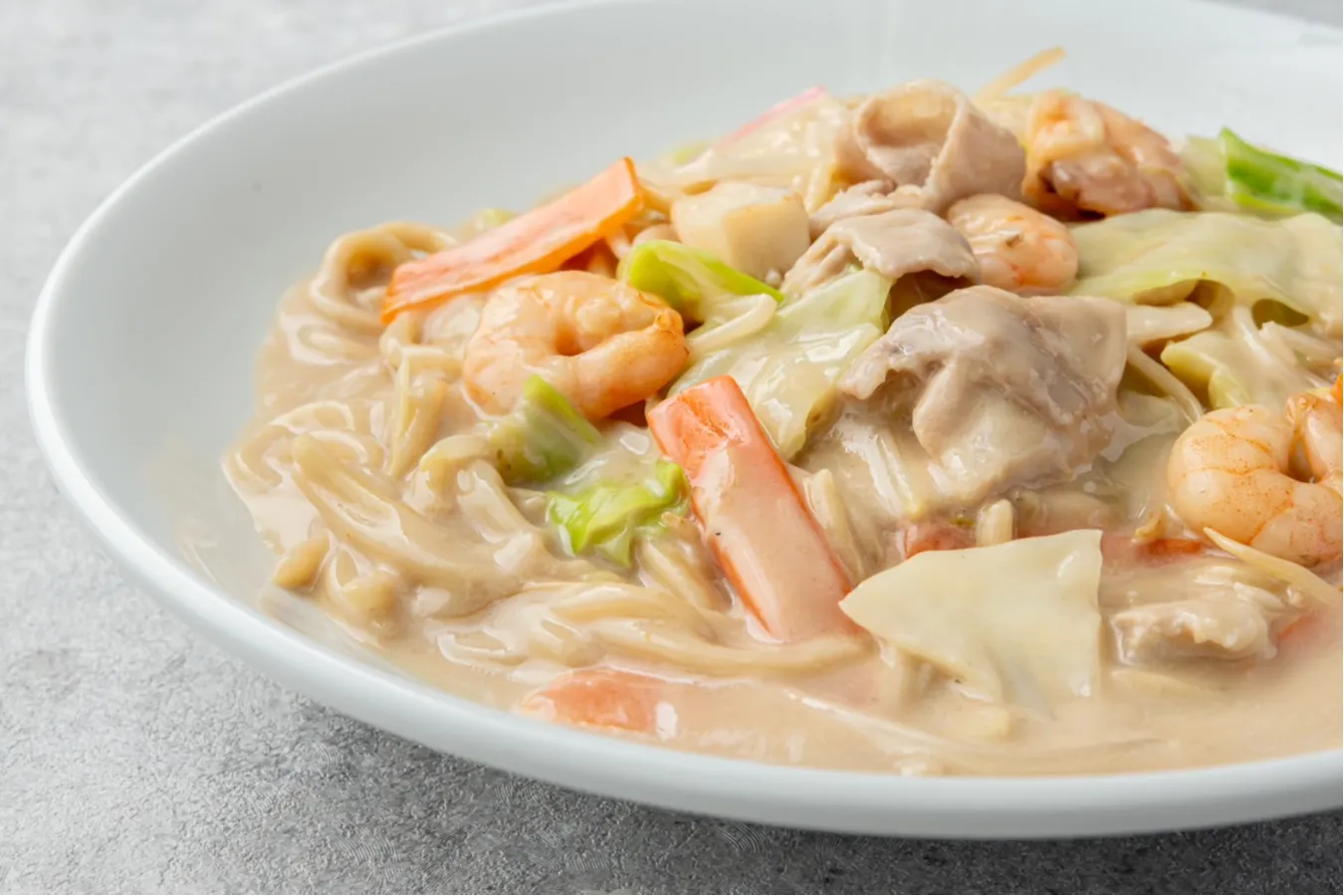 ▲「獅子林皿うどん」（昼900円、夜980円）