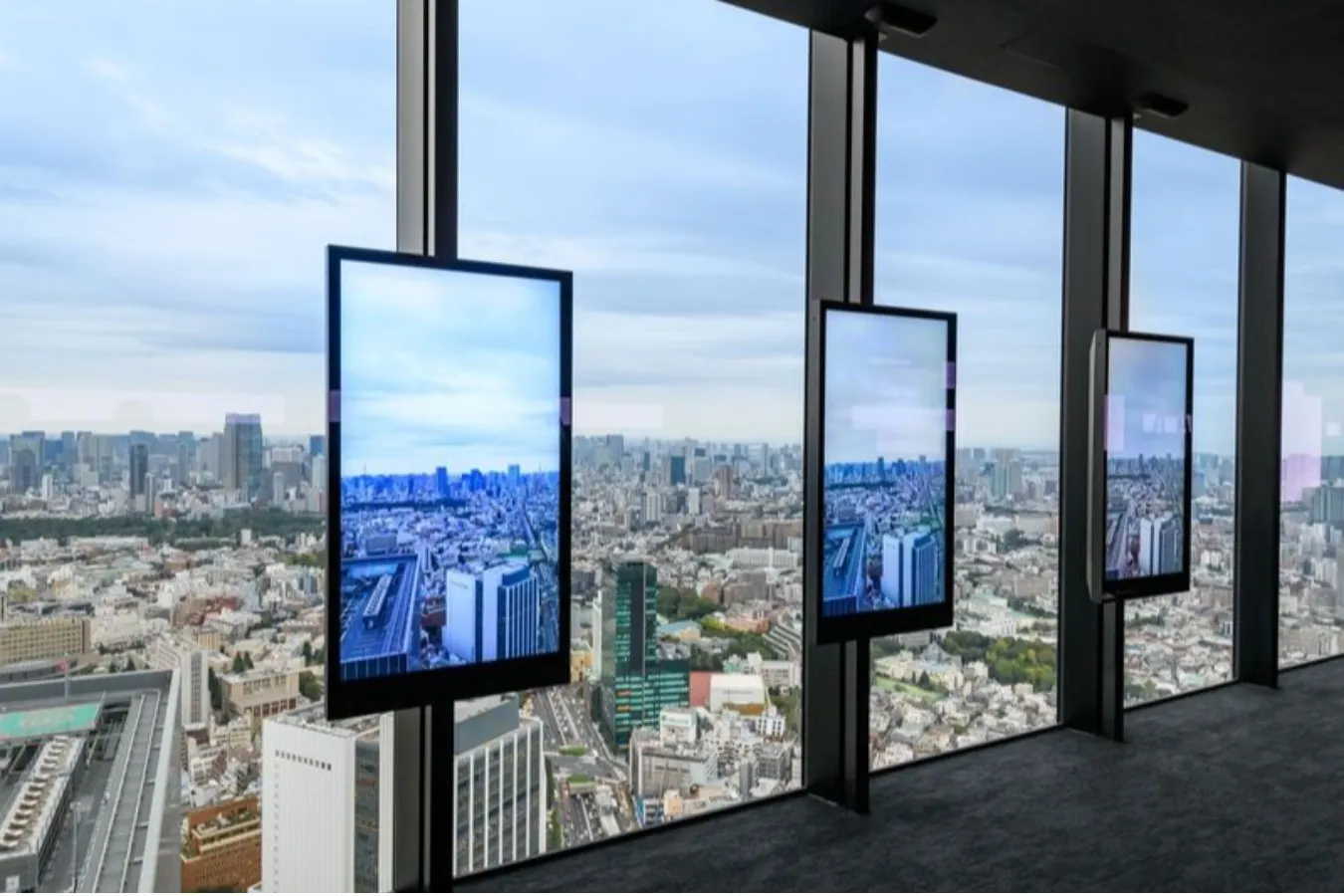 ▲「PARALLEL WINDOWS」（写真提供：渋谷スクランブルスクエア）