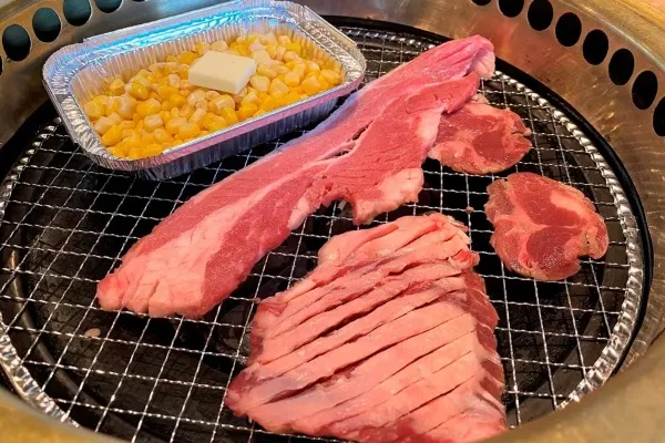 激ウマ国産牛が食べ放題！「肉匠坂井」レポ