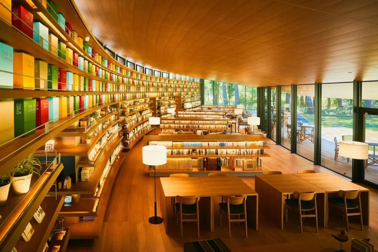 ▲内観_(C)一般社団法人まちライブラリー