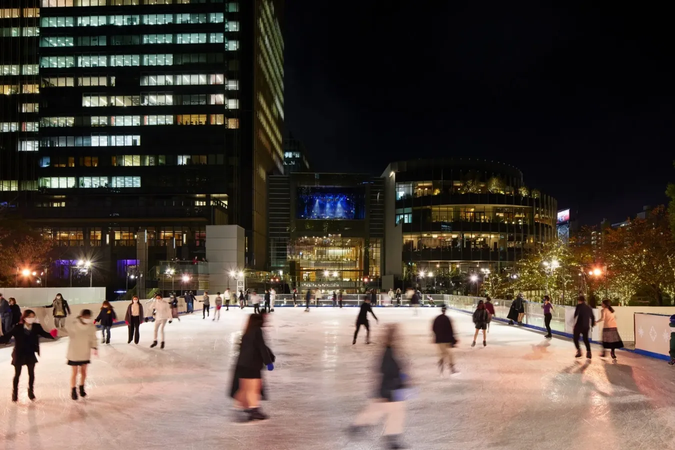 ▲Yunth MIDTOWN ICE RINK 過去の様子