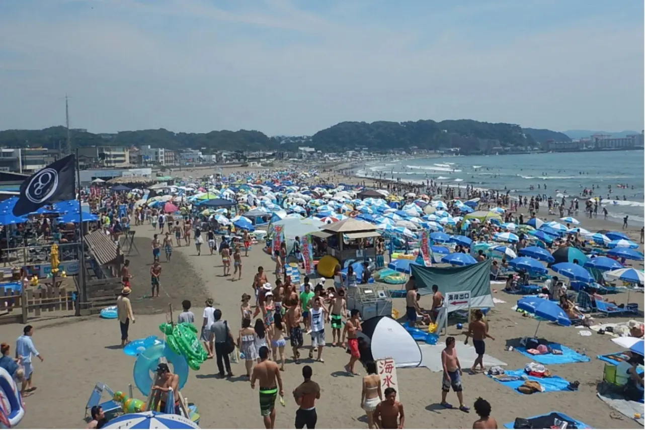 ▲夏の由比ヶ浜