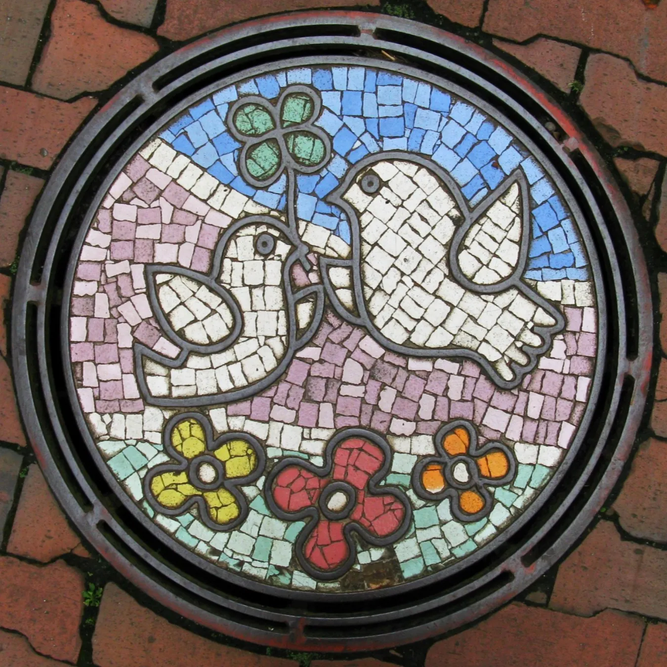 鋳物の街・川口でマンホール巡り！鉄蓋愛好家・白浜公平のイチ推し。_793767