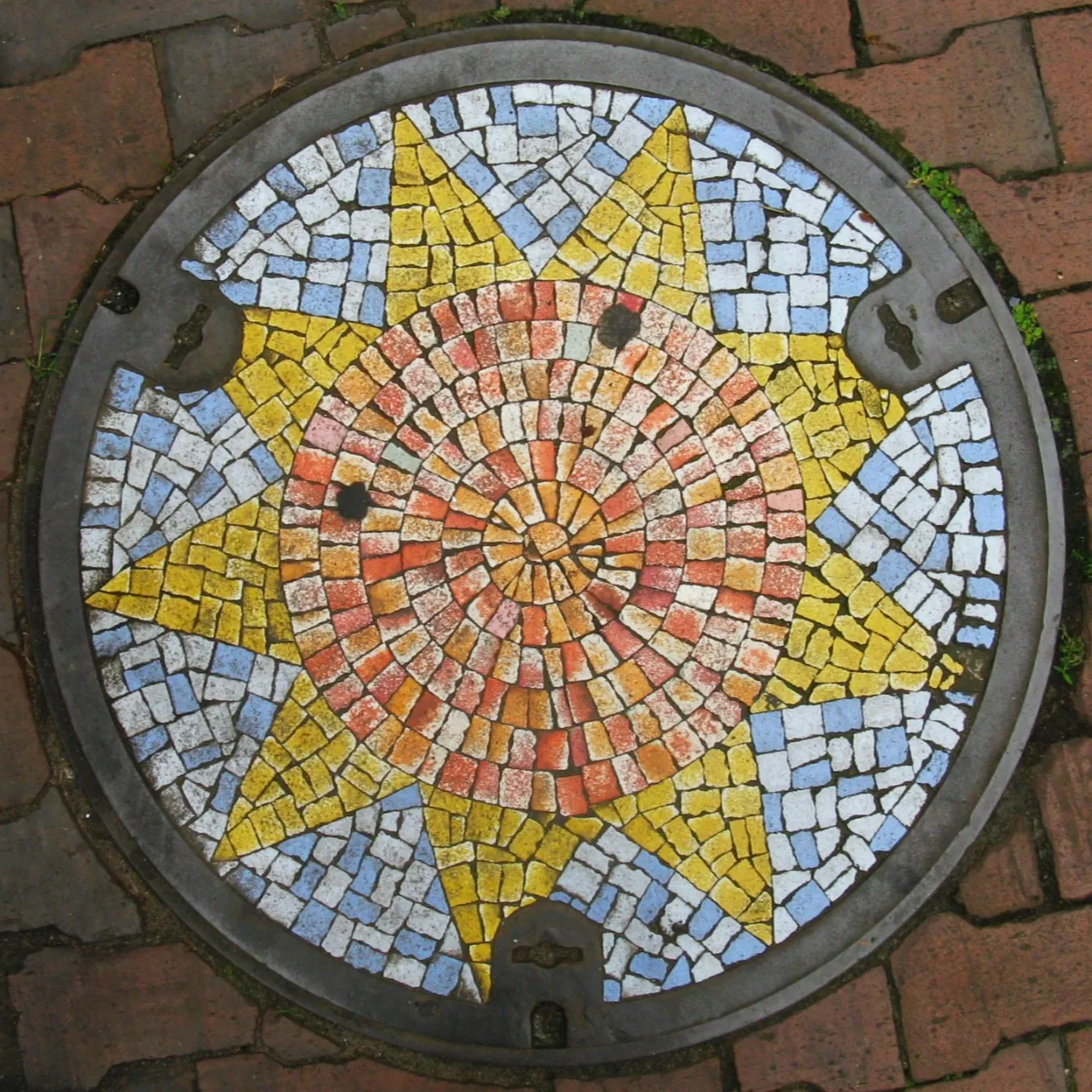 鋳物の街・川口でマンホール巡り！鉄蓋愛好家・白浜公平のイチ推し。_793771