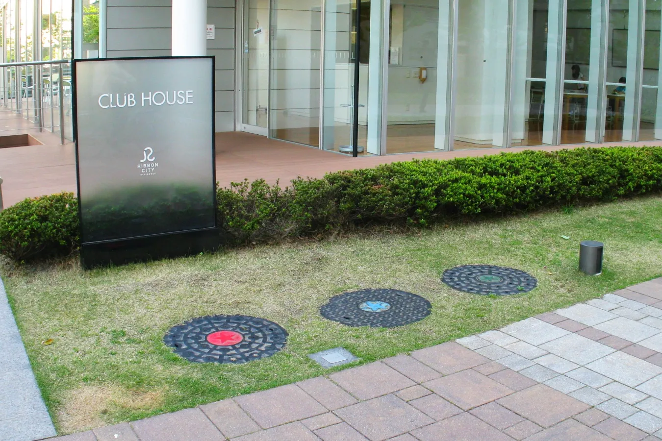 鋳物の街・川口でマンホール巡り！鉄蓋愛好家・白浜公平のイチ推し。_793783