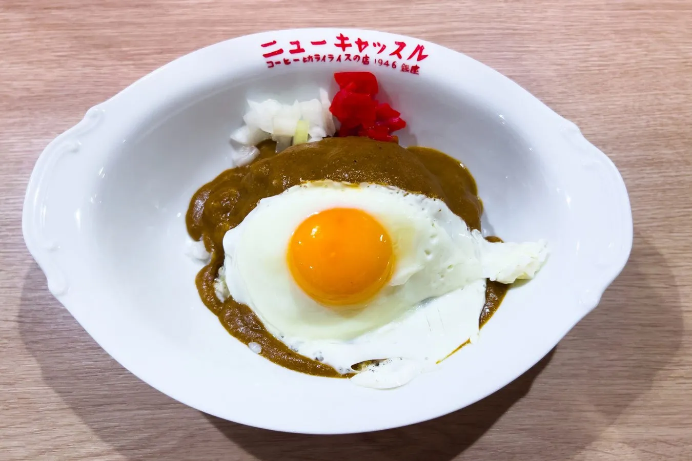 閉店を乗り越えた奇跡のカレー店！戦後から3代続く銀座の老舗「ニューキャッスル」