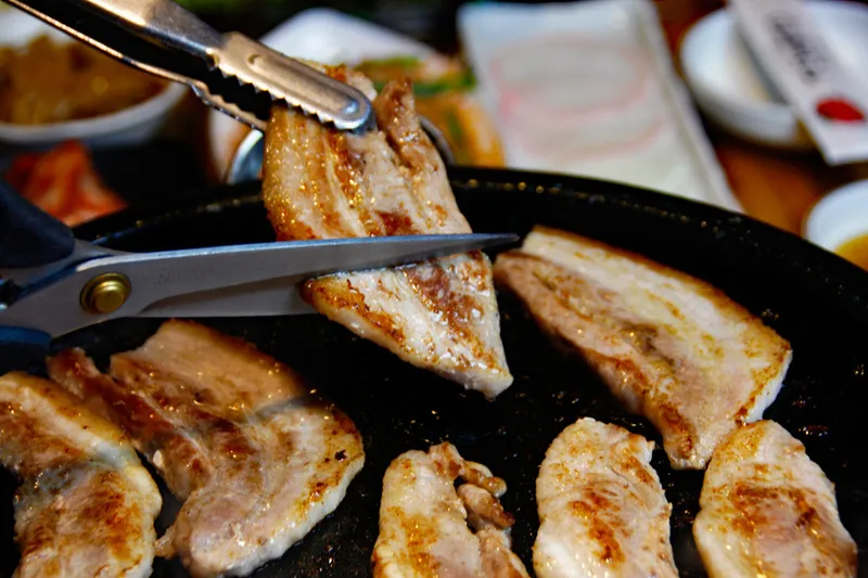 【新大久保】1,000円台で食べ放題！おすすめ「サムギョプサル」ランチ3選