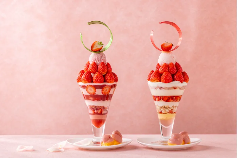 真っ赤ないちごを堪能する冬パフェ！ストリングスホテル東京インターコンチネンタルで