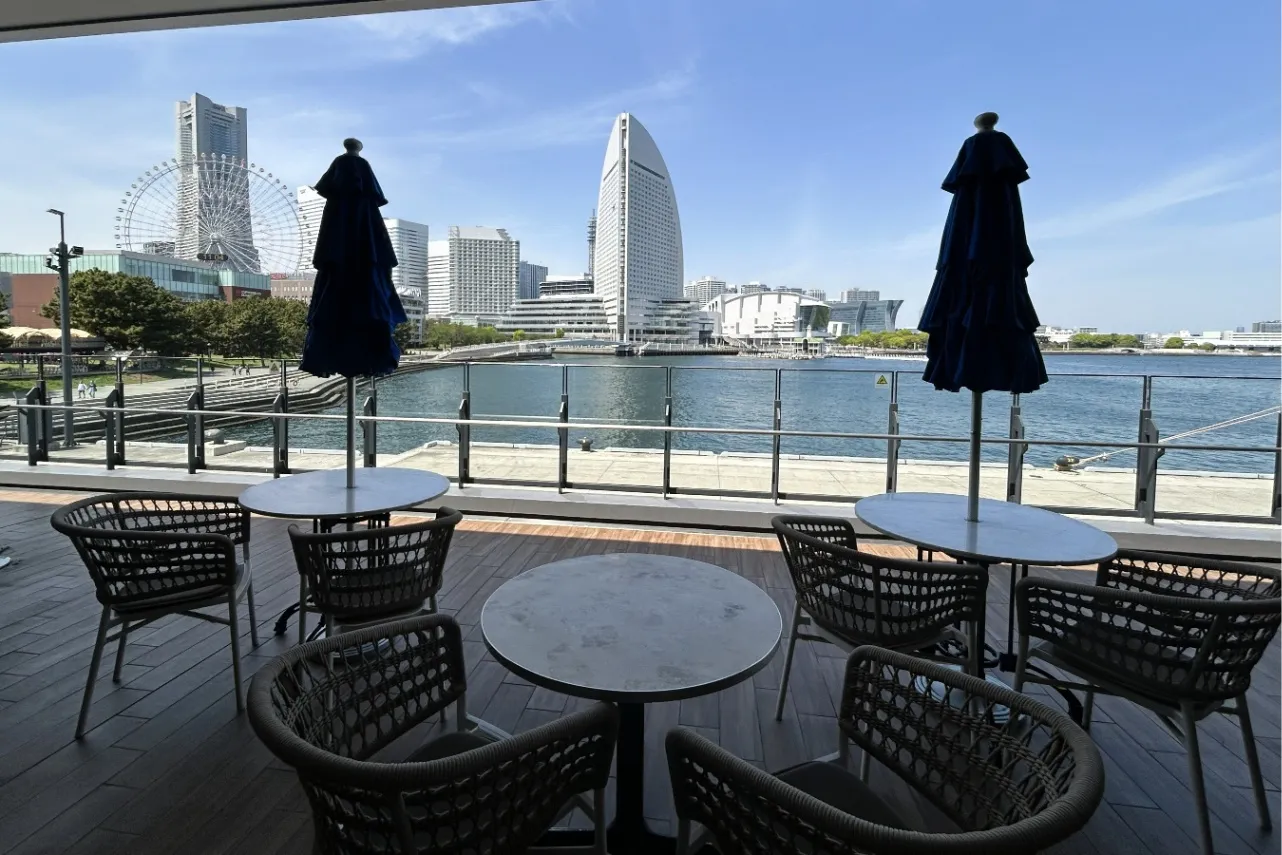 ▲開放的なテラス席（撮影：レッツエンジョイ東京編集部）