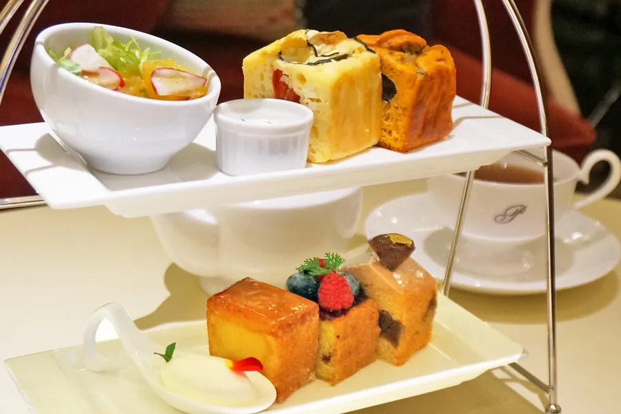 「1,300円でこんなに豪華なの！？」パウンドケーキ専門店のミニアフタヌーンティーセットが超お得！