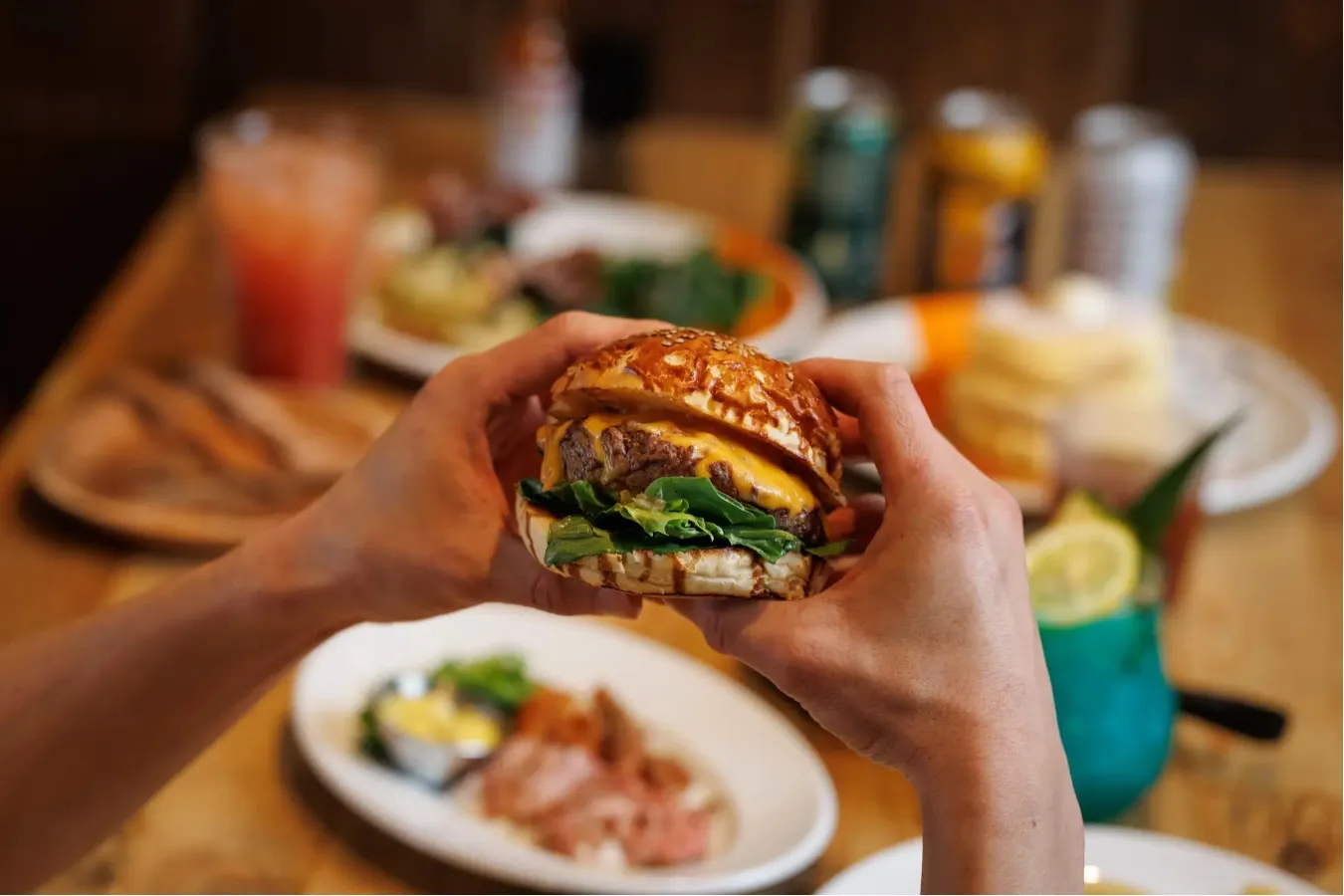 本格グルメバーガー＆パンケーキを楽しめるダイナー「ザ・パシフィックルーム」立川にオープン_3655337