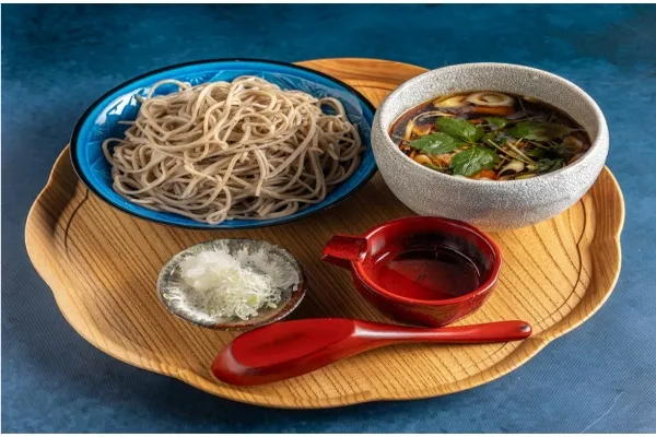 “香りやのど越し”にこだわる本格蕎麦を提供！「蕎麦 豊田」