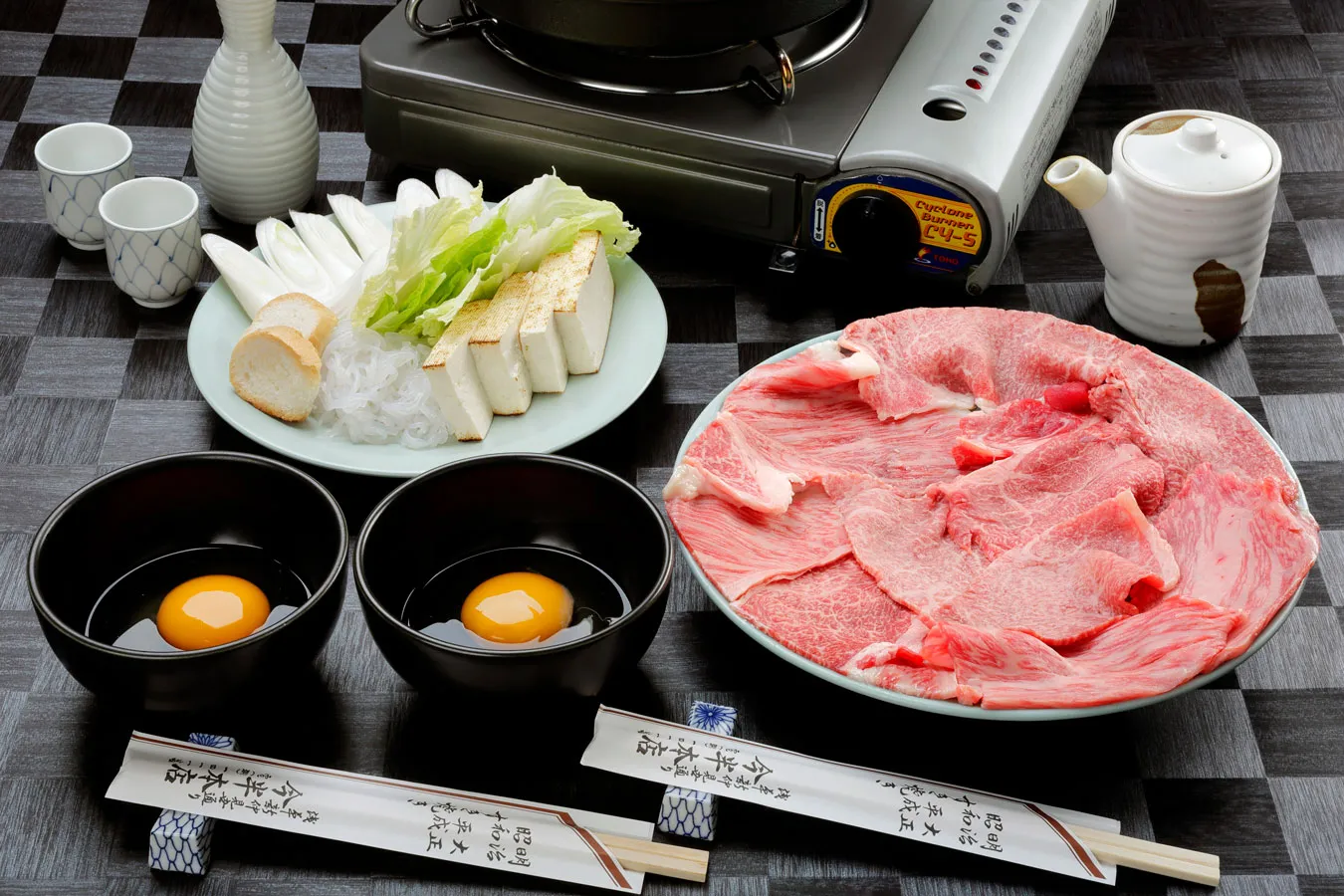 ▲「特選牛ロースすき焼き」（7,000円、※写真は二人前）（写真提供：今半本店）