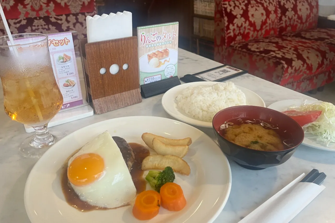 ▲「シルビア特製ハンバーグ」（1,100円）