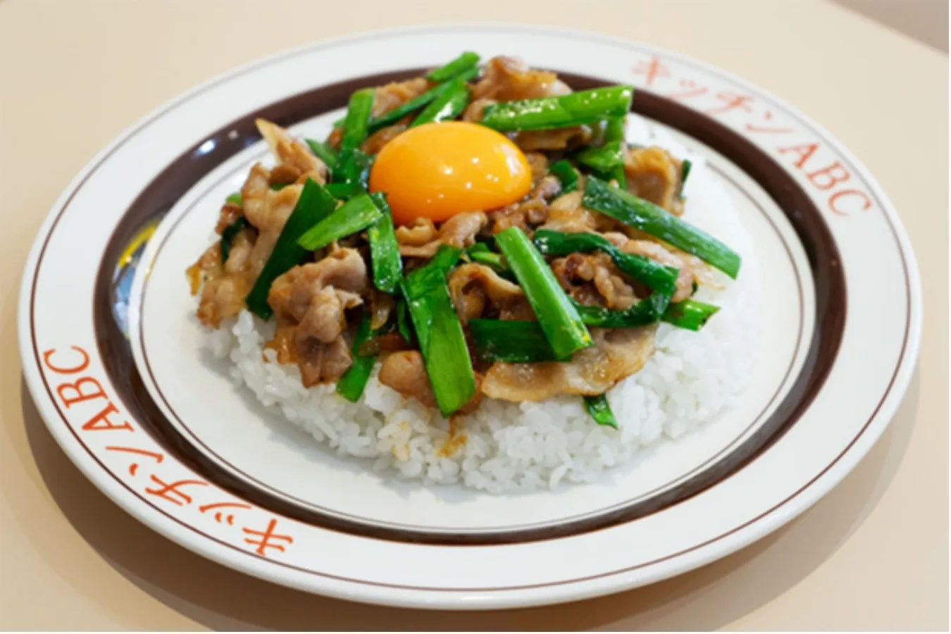 ▲「オリエンタルライス」※味噌汁付き