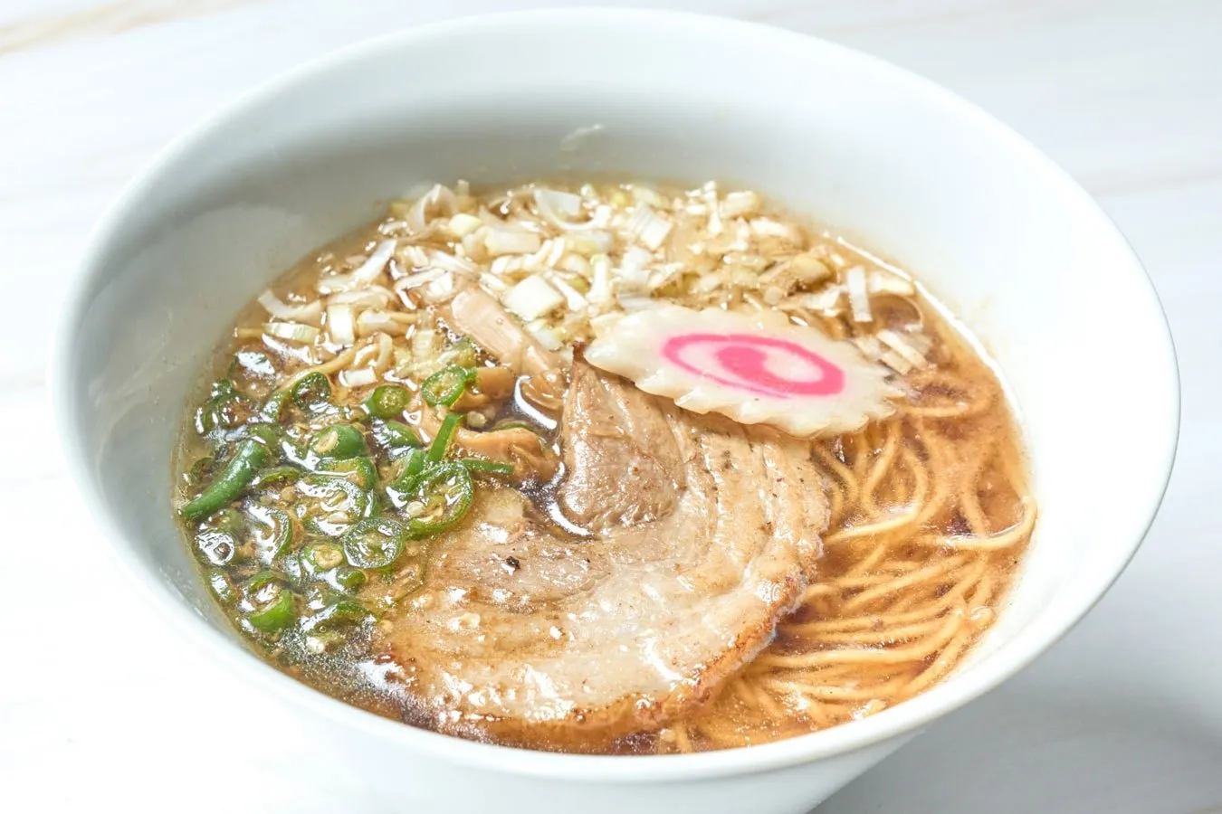 サウナ屋が作った本気のラーメン！？赤坂に「サ麺」オープン