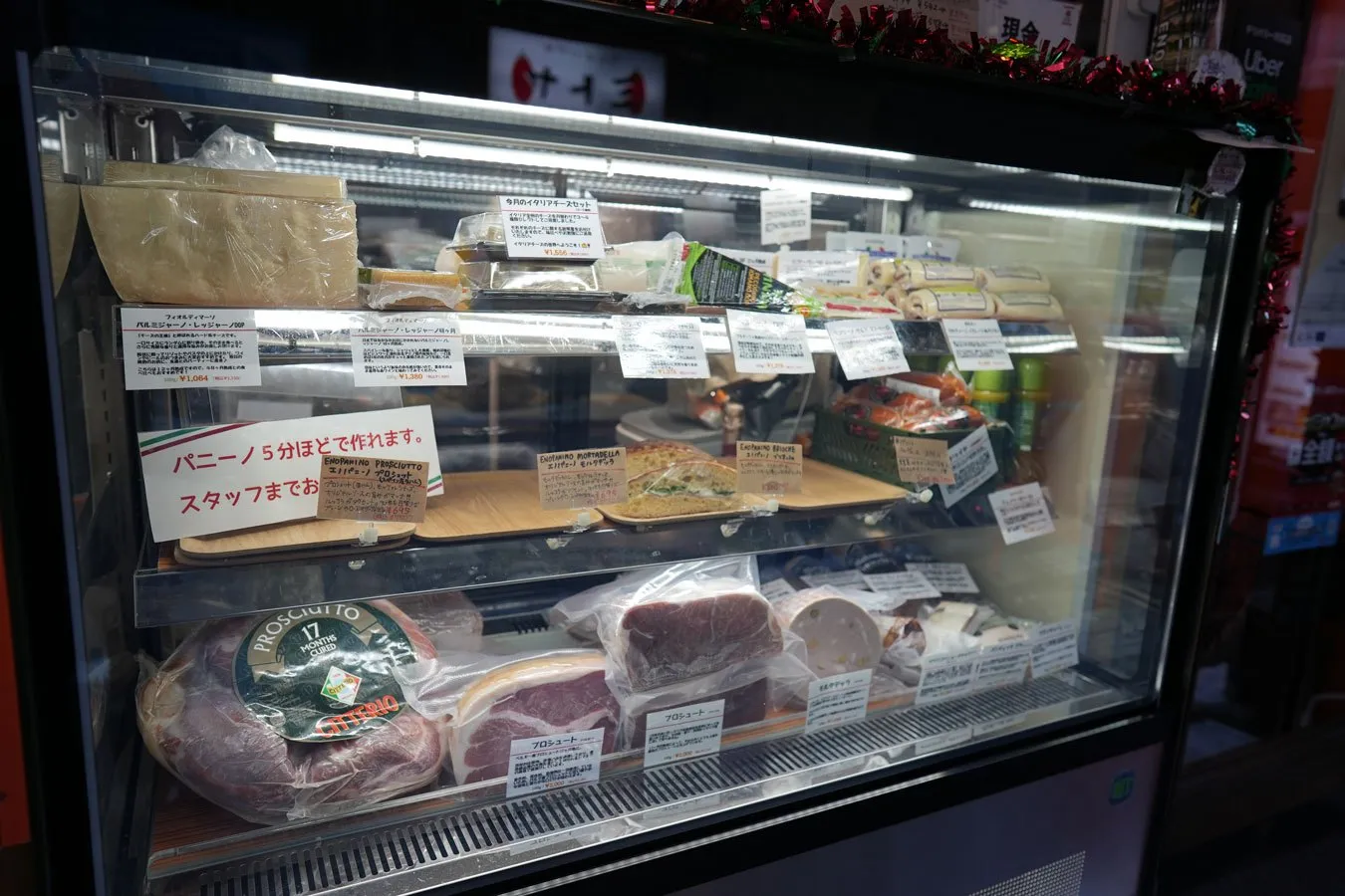 こぢんまりした店内に“イタリア感”が大渋滞!在日イタリア人御用達の池袋「ENOPANINO Ikebukuro」_1261589